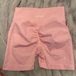 DFYNE pink shorts